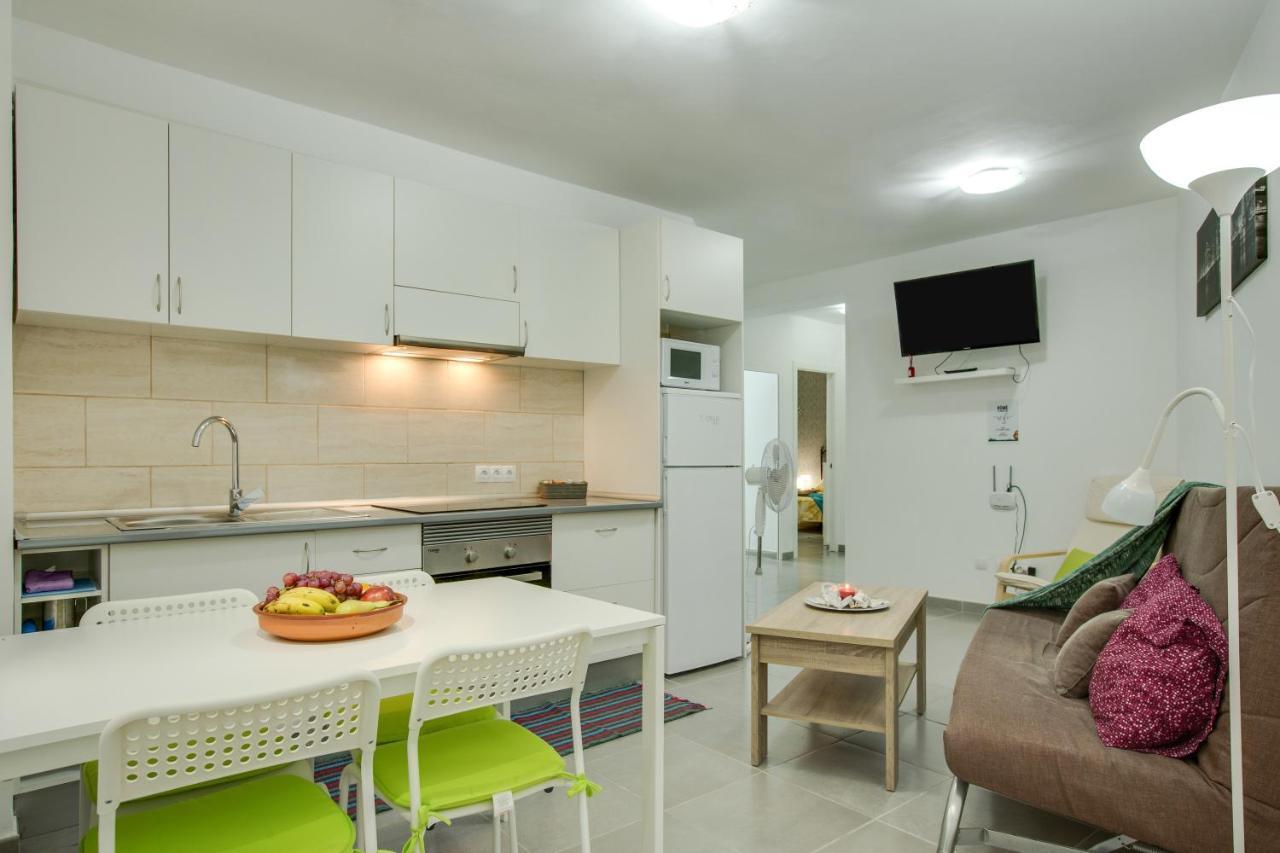 1B Srv Apartment Vecindario  Exterior photo